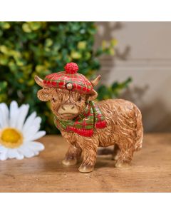 HIGHLAND COW WITH TARTAN BERET RESIN ORNAMENT