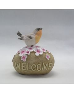 ROBIN WELCOME PEBBLE ORNAMENT FLORAL RESIN+
