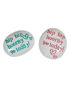 BIRTHDAY PEBBLE 90.100 WHITE RESIN WITH HEARTS+++