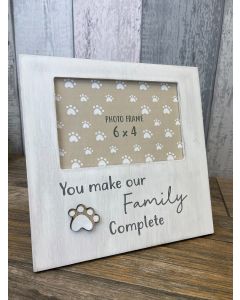 ANIMAL FAMILY PHOTO FRAME WHITEWASHED WOOD WITH PAWPRINT
