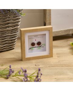 DECORATIVE WOOD OPEN FRAME ROBINS APPEAR WHEN LOVED ONES ARE NEAR WITH GLASS PEBBLE ROBINS ON BRANCH