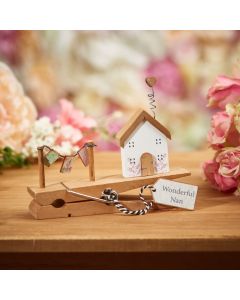 NAN PEG HOUSE BLOCK WOODEN WITH WASHING LINE & TAG