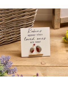 ROBINS APPEAR PEBBLE PLAQUE WHITE WOOD & RESIN WITH 3D RED HEART